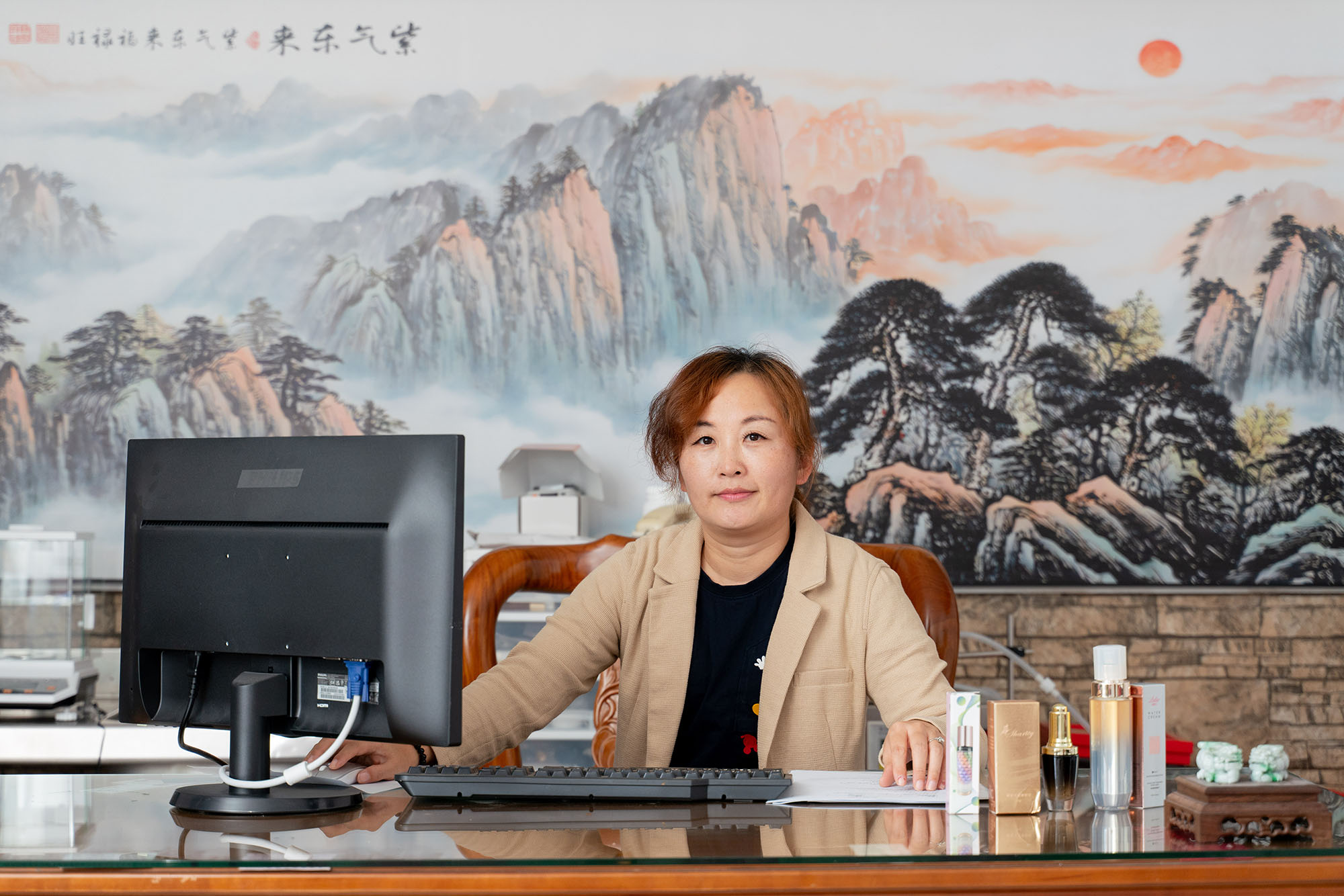 陸配寧家榮在台經商，曾任民進黨新住民事務委員會委員，積極代表新住民族群發聲。（攝影／許𦱀倩）