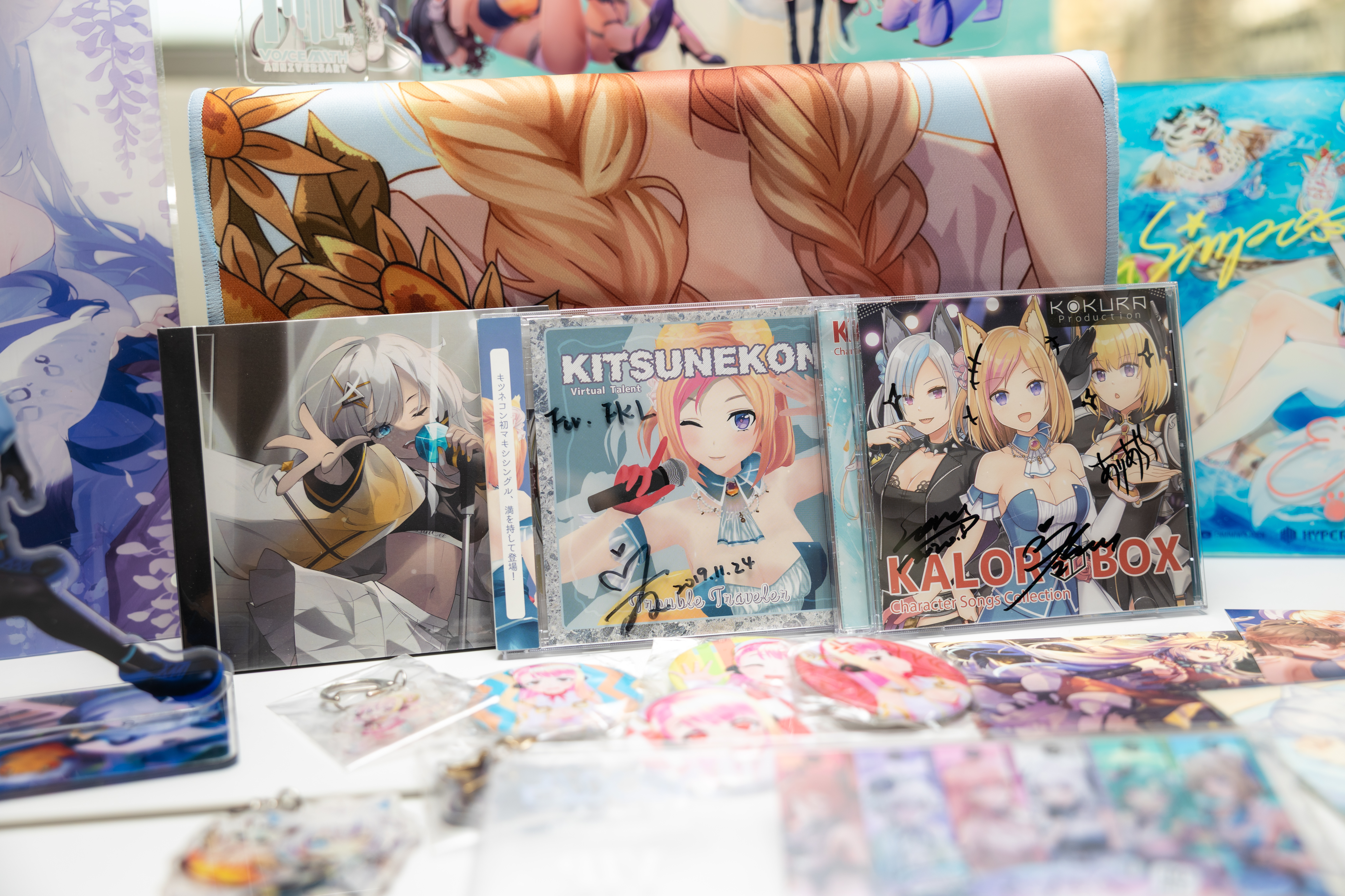 採訪當天,FKL也向我們展示了自己多年來收藏的周邊。(攝影/蔡昕翰)