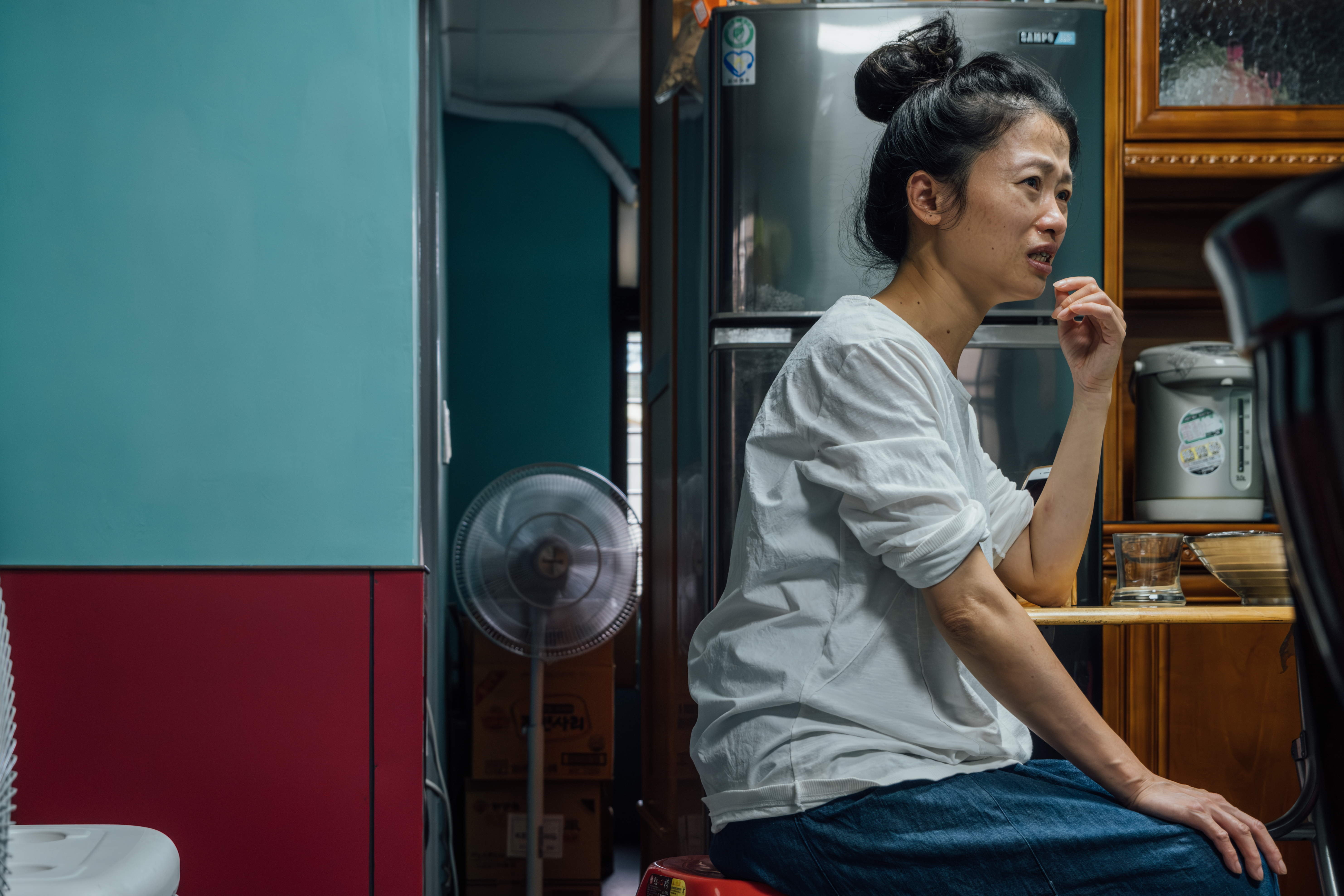 先生的癌症過世是她揮之不去的傷痛與陰影，也因此造成嘉源的抗癌之路增添不少阻力。（攝影／余志偉）