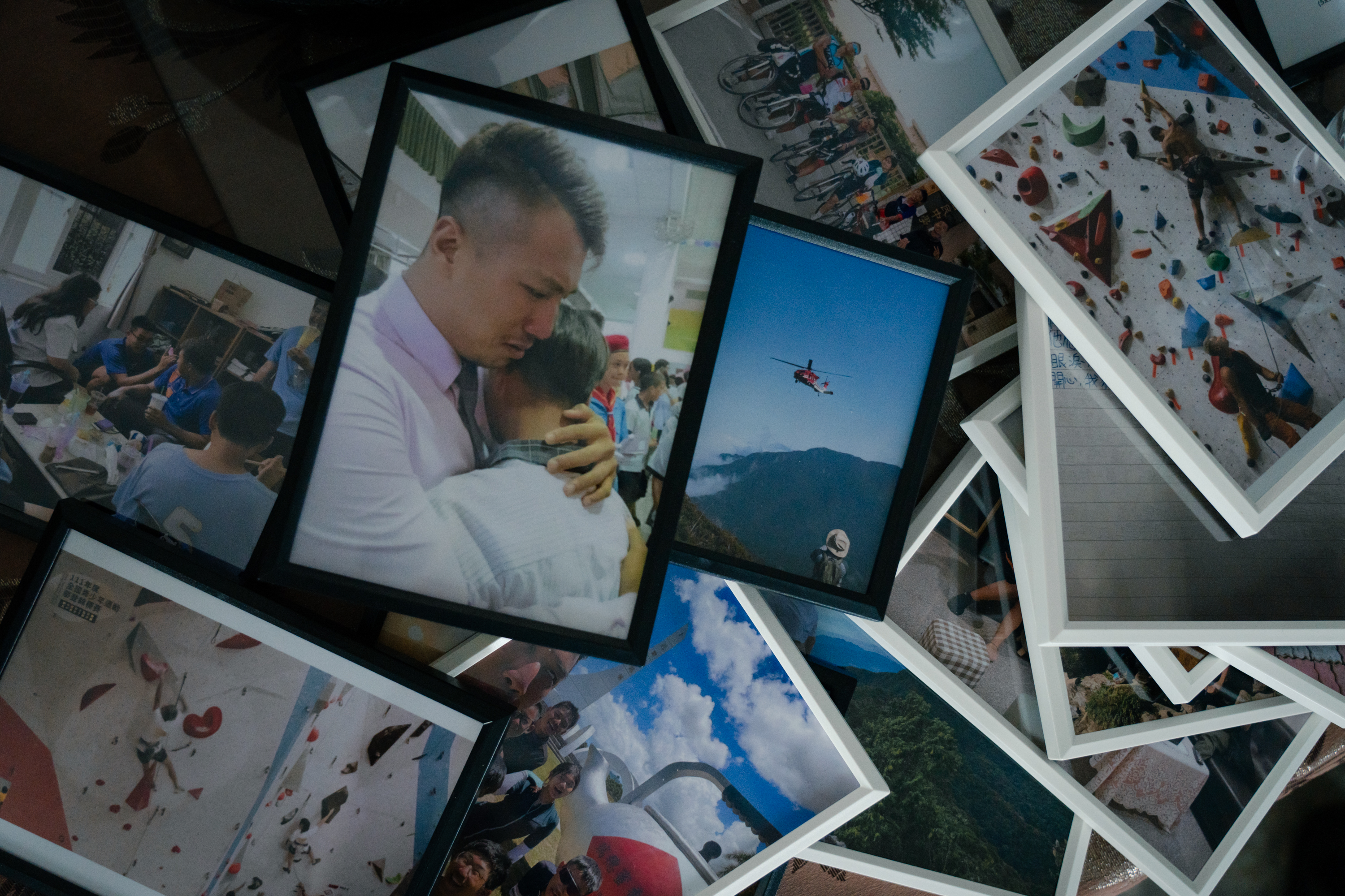 劉韋廷努力扮演同學們的心靈捕手,生活中的每個片段幾乎都與學生緊緊相連。(攝影/馬雨辰)