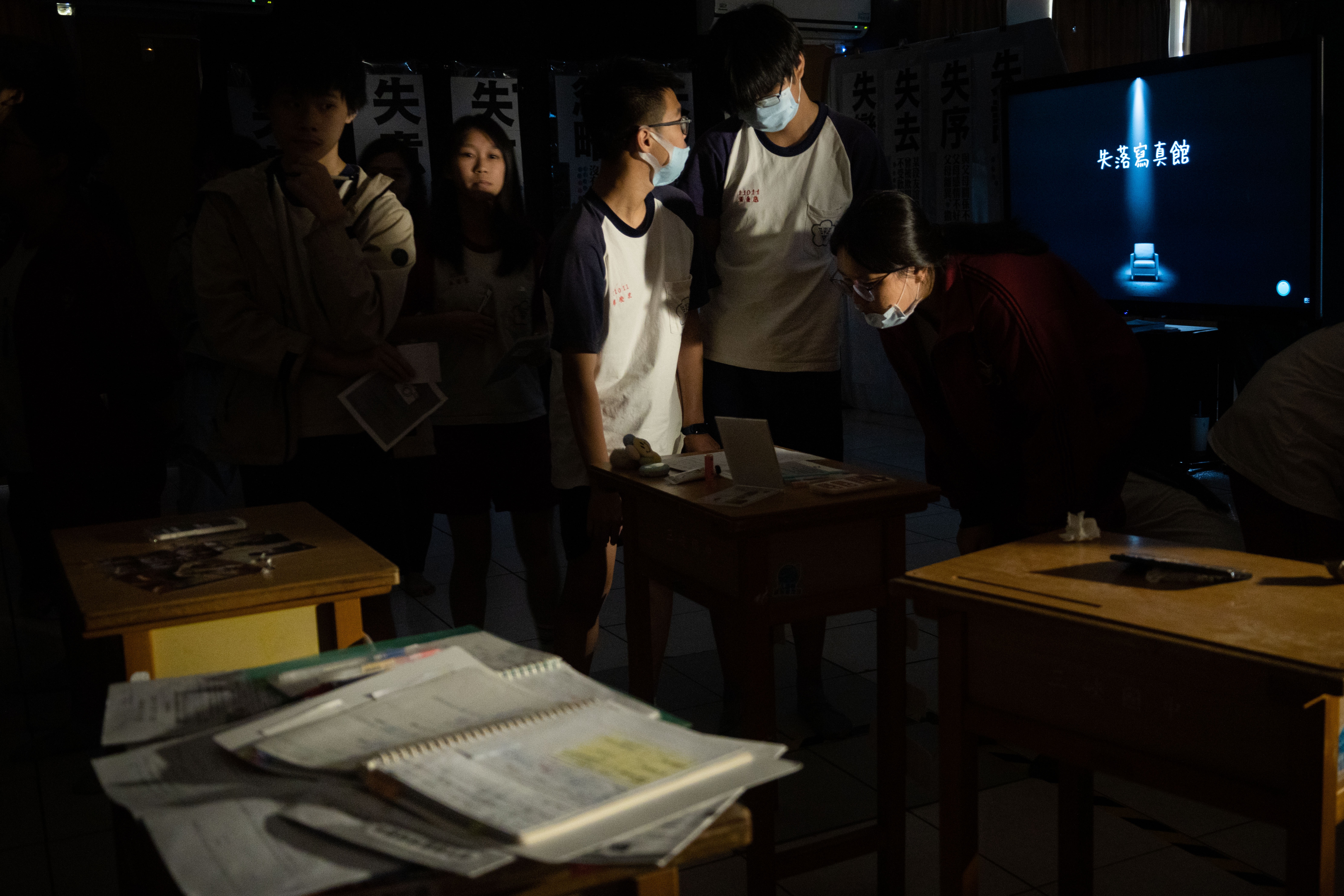 新北市三峽國中的「失落寫真館」,營造讓學生觀察自身情緒的空間。(攝影/蔡昕翰)