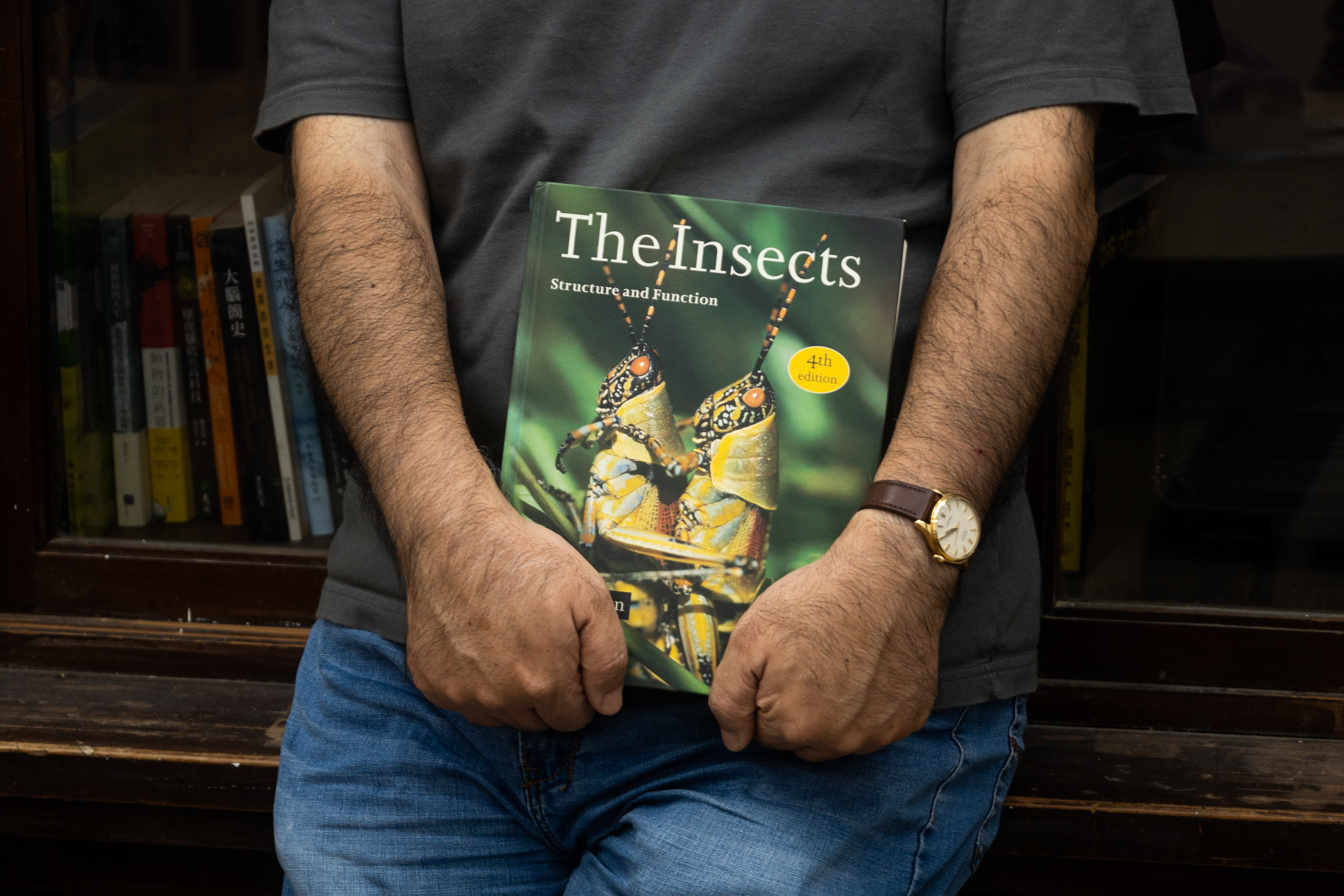 楊恩誠在就讀昆蟲系期間慢慢摸索,確認自己感興趣的研究方向。(攝影/蔡昕翰)