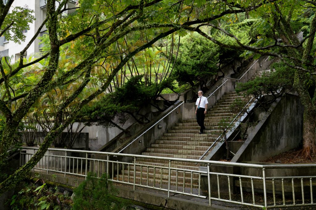 華梵大學校長林從一提及，學生若從小開始探索興趣，能夠擴展對未來的想像，而非將上大學當作人生唯一方向。（攝影／許𦱀倩）