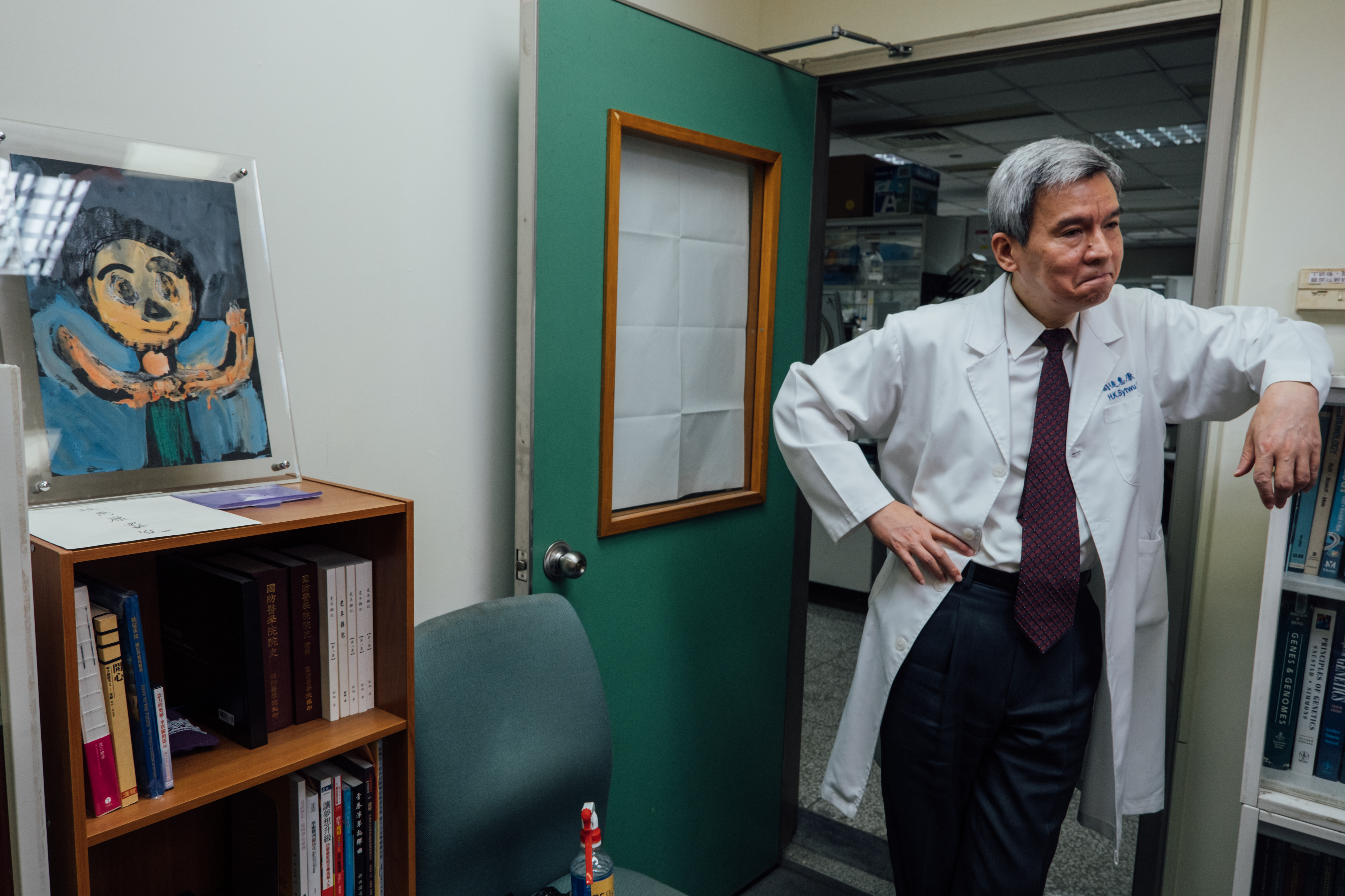 從國軍退伍後，司徒惠康轉任國衛院，繼續透過醫學研究為國服務。（攝影／余志偉）