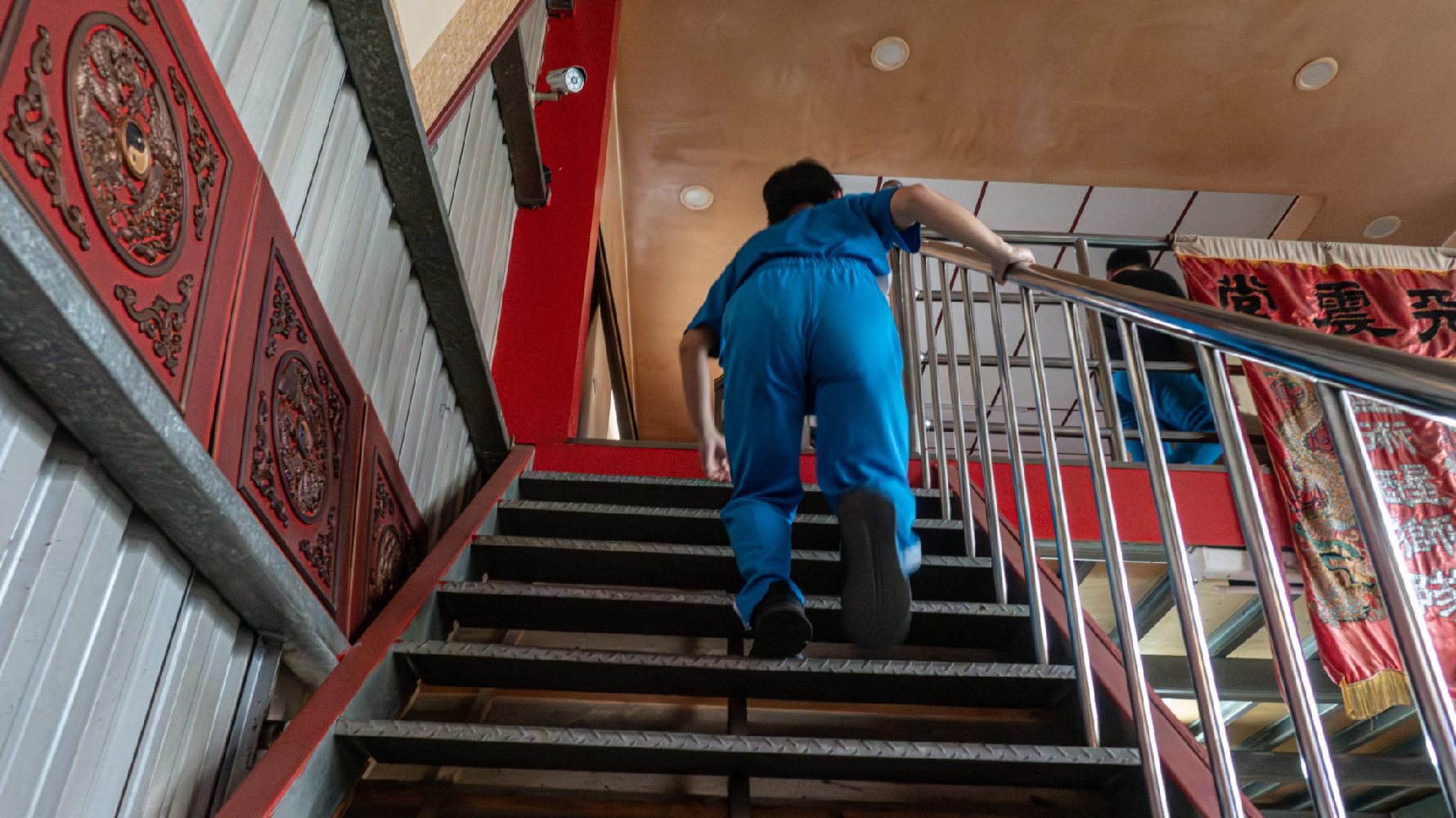 許績才希望翻轉陣頭形象，將團員們培養成運動選手，以舞獅運動項目升學。（攝影／賴翊銘）