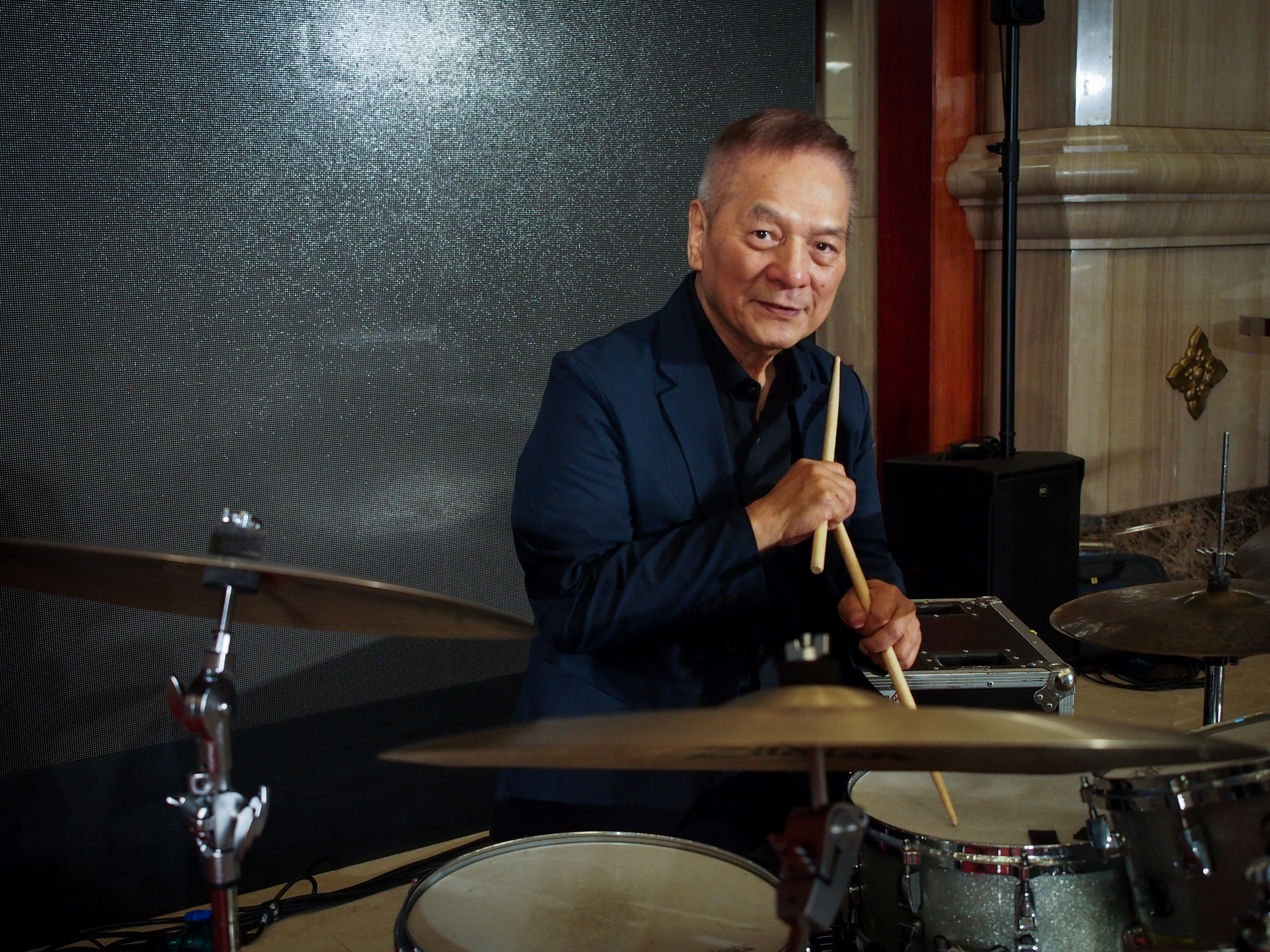鼓手黃瑞豐展現從容與行雲流水的態度。（攝影／張舒棠）