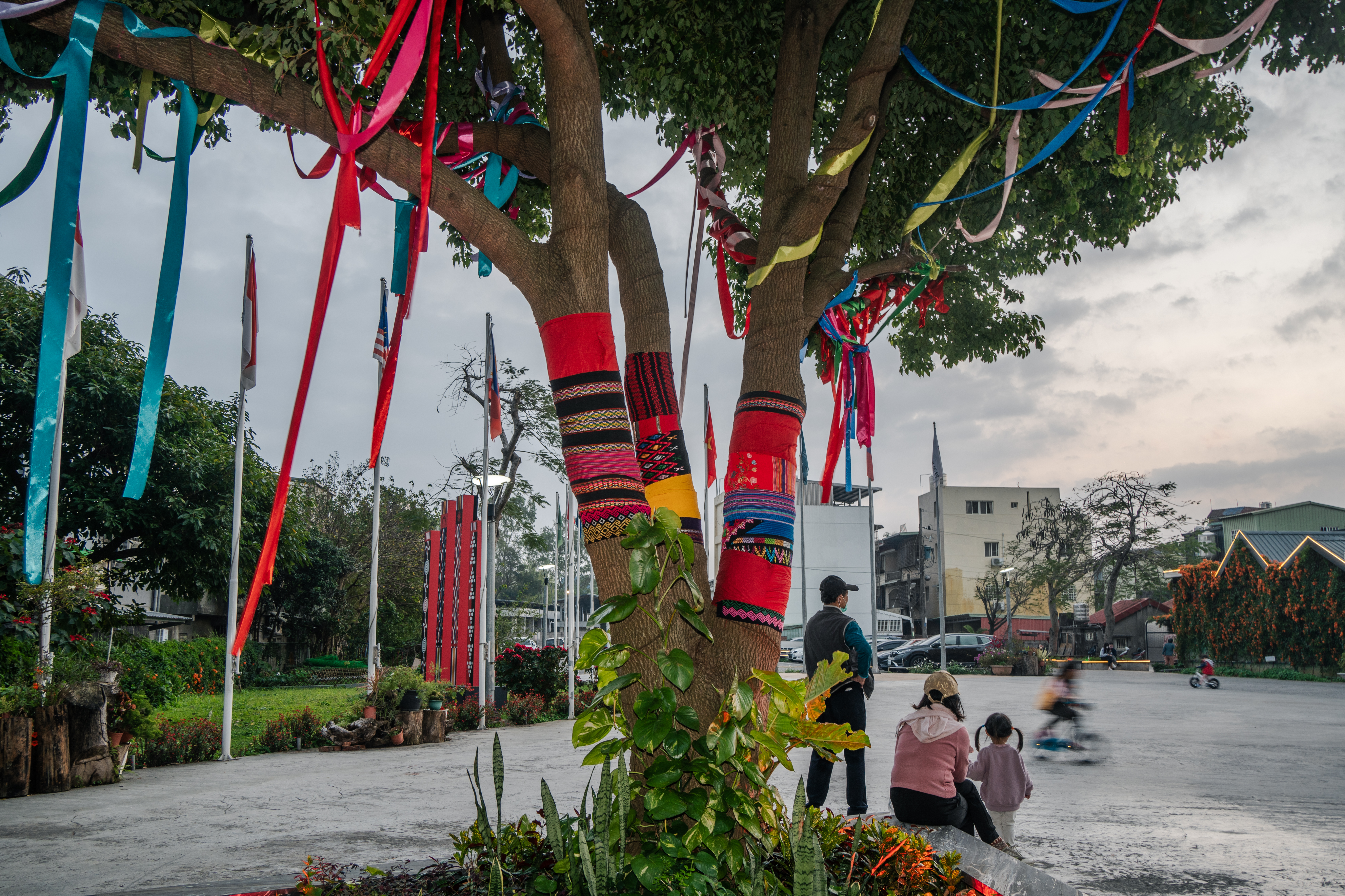 位於桃園市忠貞新村的異域故事館,展示著泰緬孤軍豐富的生活風貌,填補這段被遺忘的歷史空缺。(攝影/王崴漢)