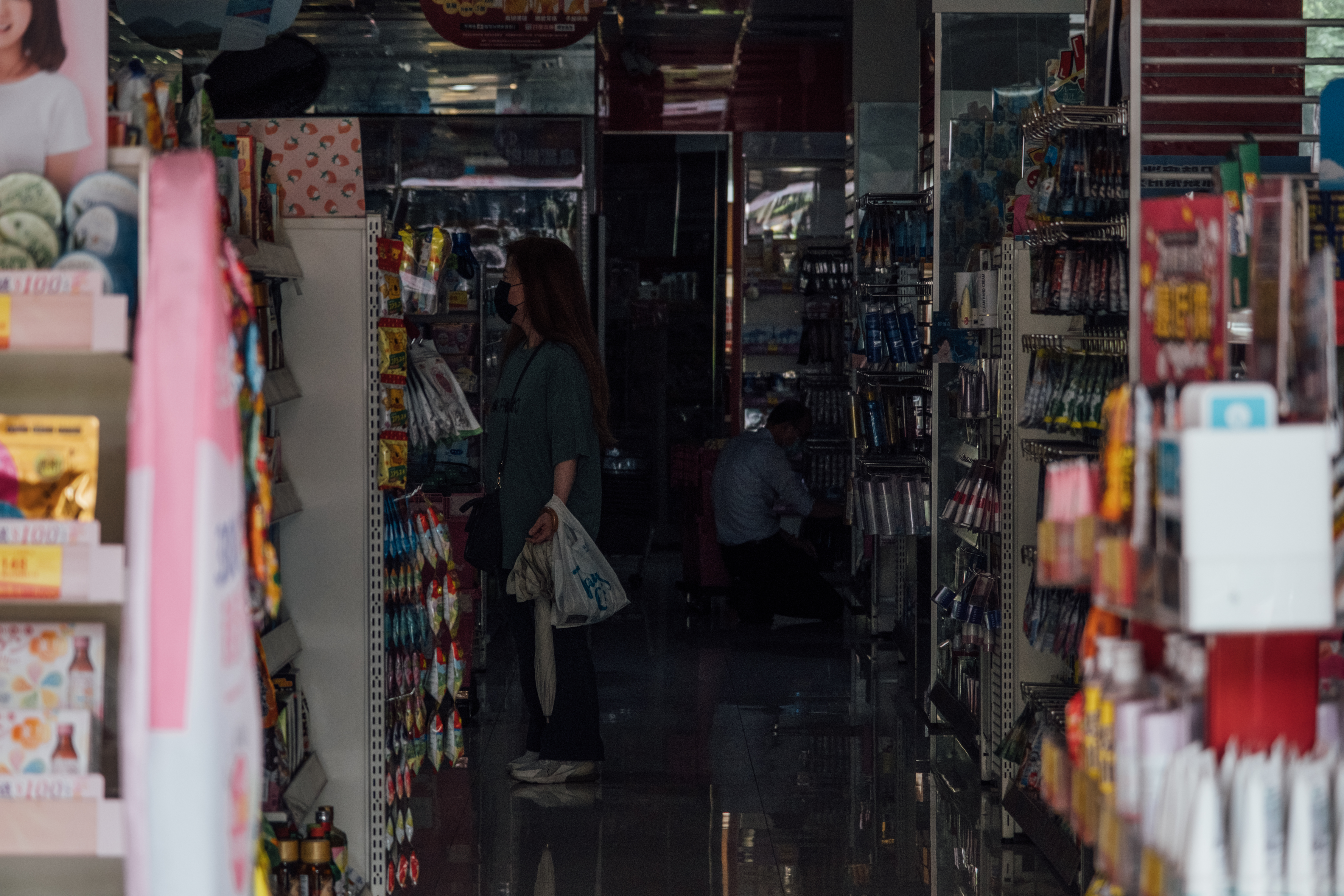 缺電也是小記者關注的的問題,過去7年來台灣已出現4次影響百萬戶以上的停電。圖為2021年5月13日全台大停電。(攝影/余志偉)